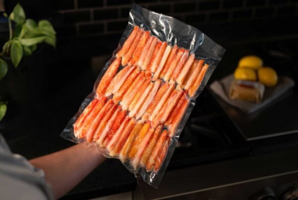 Snow Crab Leg Meat 4 lbs Prime Butter + Prime Blend Seasoning + Cocktail Sauce